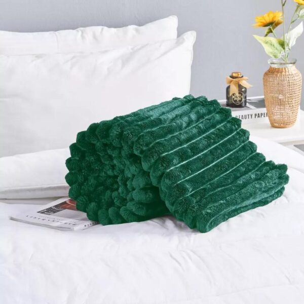 Chunky Ribbed Soft Fleece Blanket Throws - Fluffy Warm Heated Double & King Luxury Ribbed Throw for Bedroom, Sofa Couch, Bed Blankets - Image 7