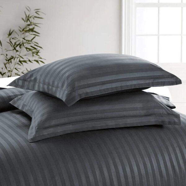 Microfiber Duvet Cover Satin Stripe Duvet Quilt Cover Bedding Set with Pillowcases Single Double King Super King Size Quilt Covers Washable Soft Reversible Soft Breathable Bed Covers - Image 6